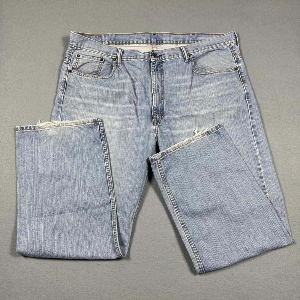 Levis 569 Loose Straight Jeans Mens 42x32 Light Wash Blue Denim 00569-0601